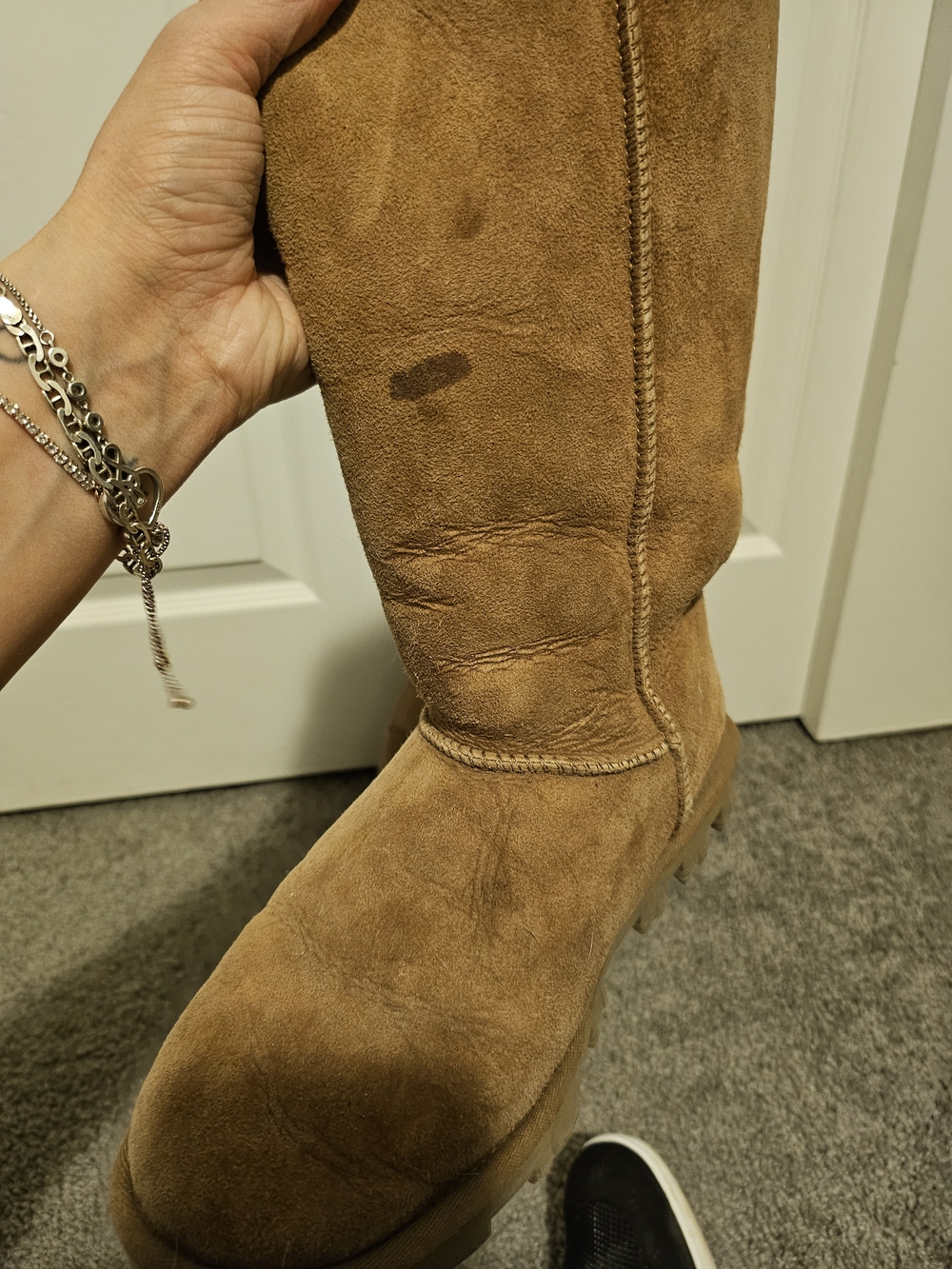 🔥 UGG 🔥 Tall Suede Pull-On Boots in Chestnut - Picture 2 of 6